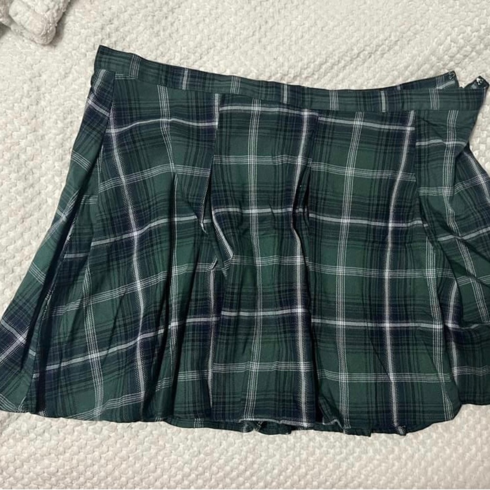 Dark green plaid skirt